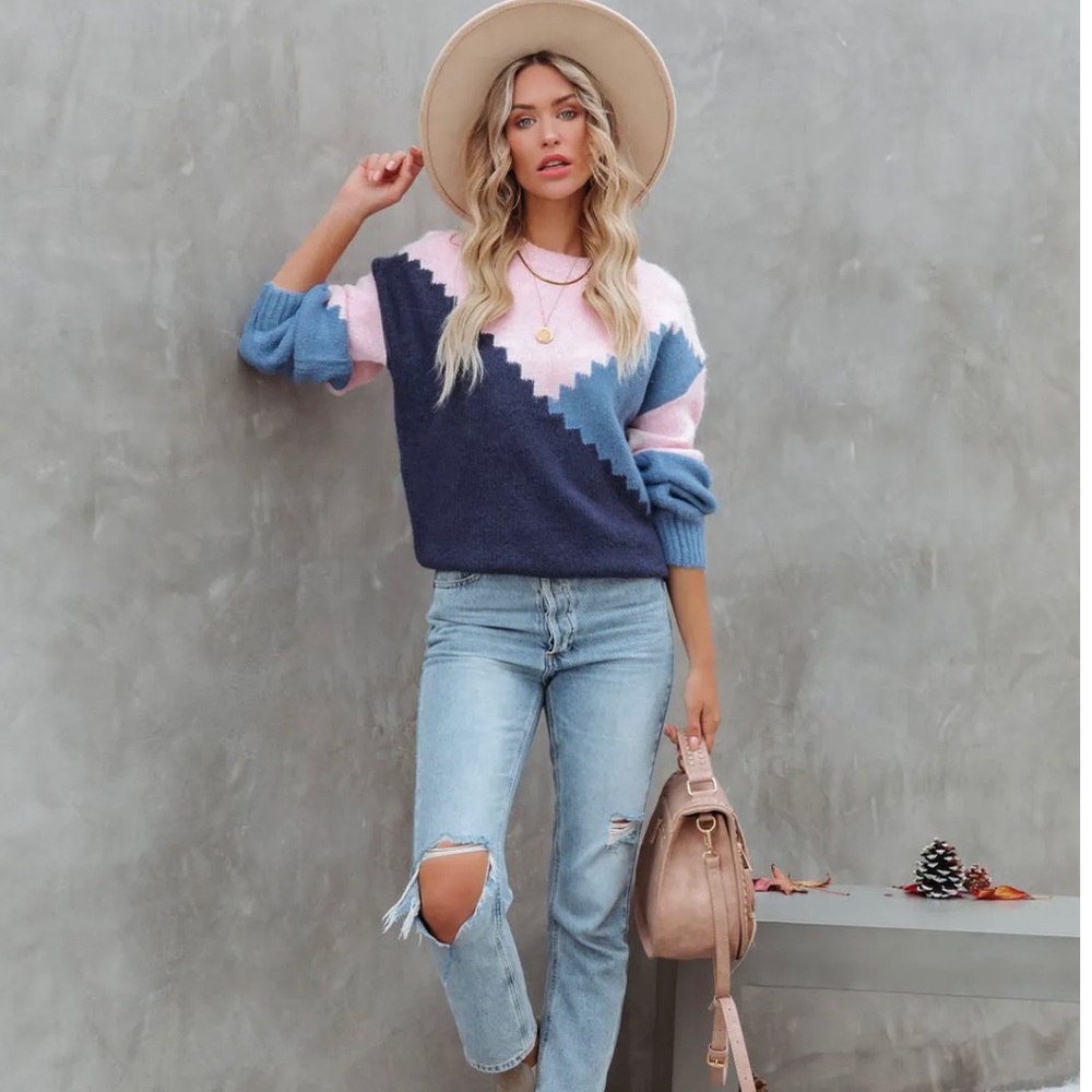 FESTIVE TIMES KNIT SWEATER - NAVY - Large
